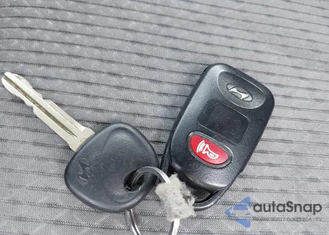 2013 Hyundai Elantra Gs z USA, uszkodzony, nr VIN KMHDH6AE9DU001424